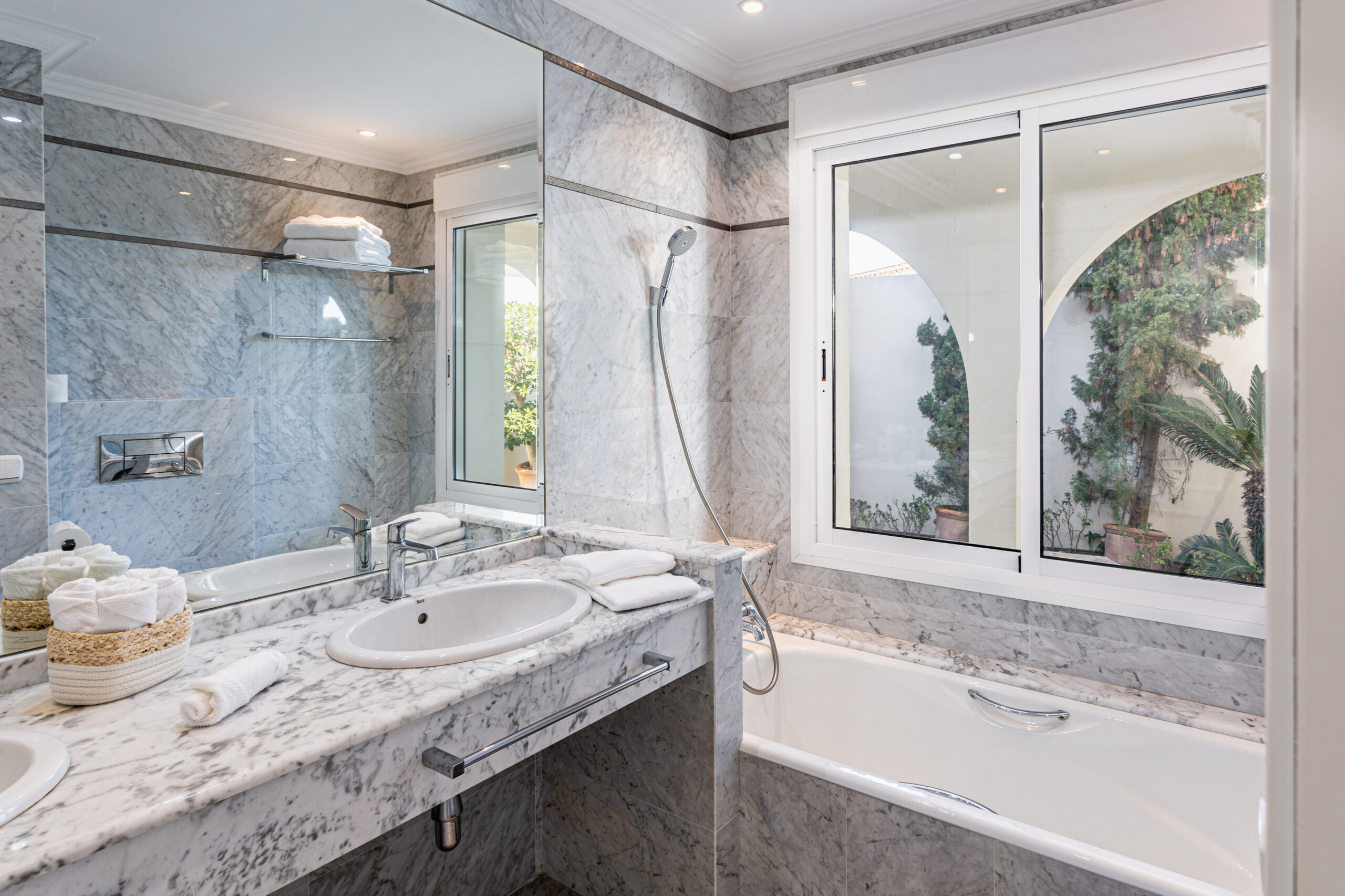 Villa Los Monteros 10
