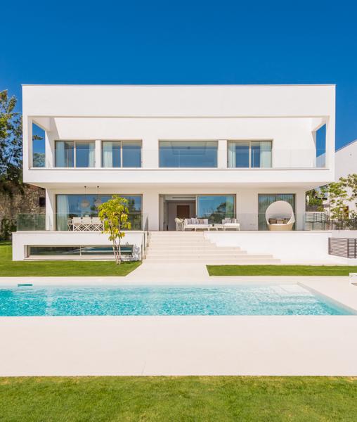 New Luxury Villas in Guadalmina Baja