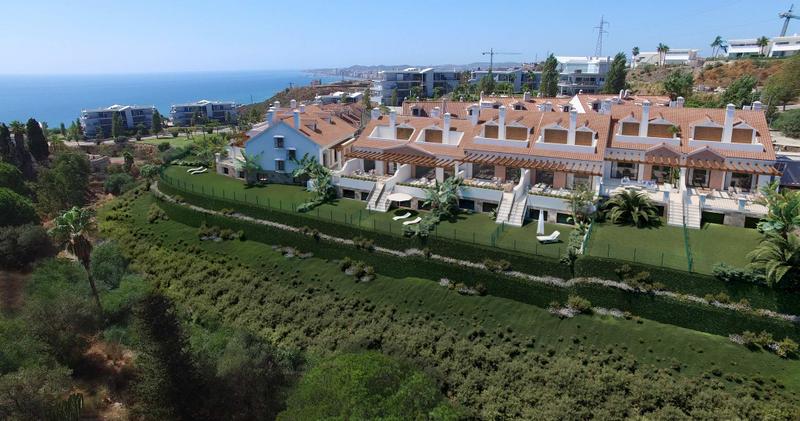 A Private Development With 8 Luxury Townhouses With Sea Views