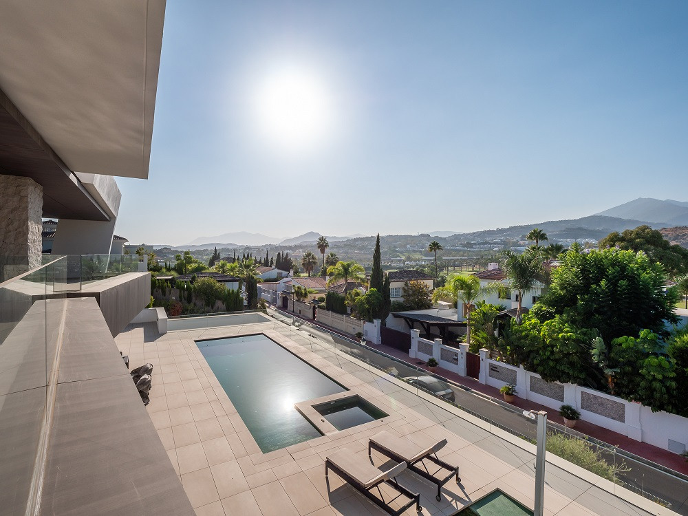 New Luxury Modern Villa in Marbella