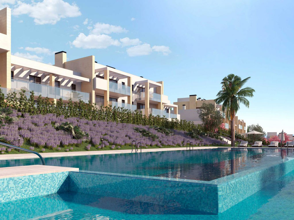 First line golf apartments in Casares del Sol