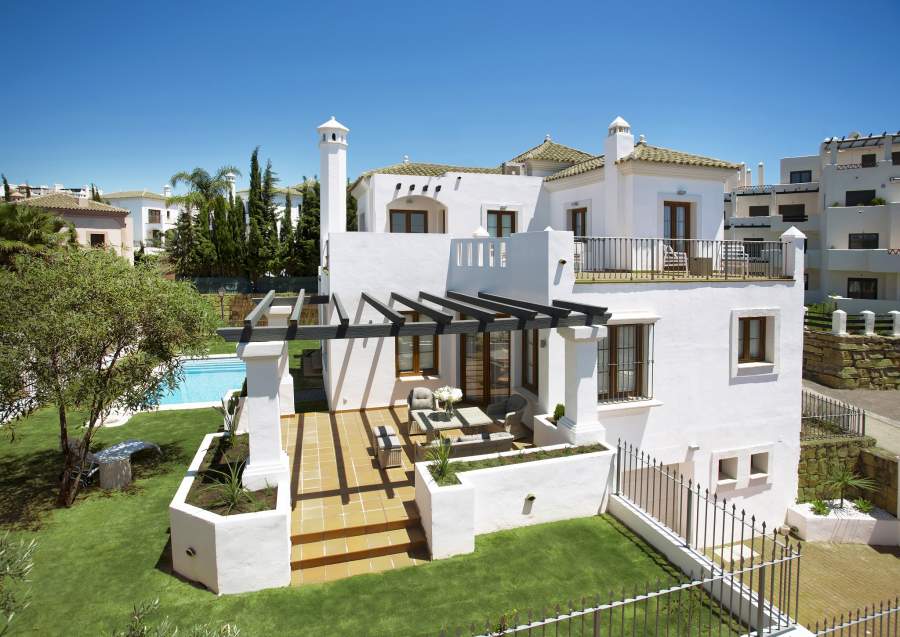 Villas de golf de estilo andaluz en La Nueva Milla de Oro    