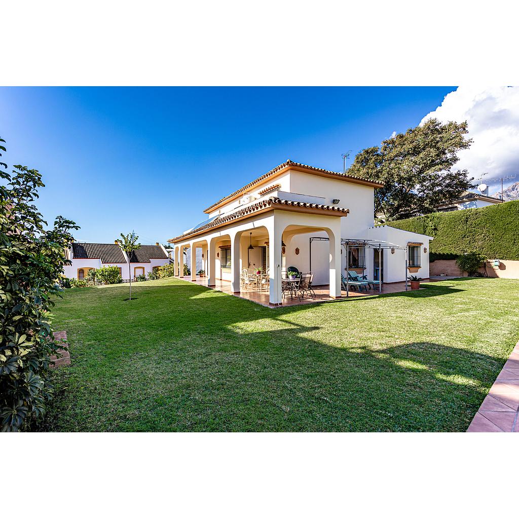 Villa de estilo mediterráneo en Marbella